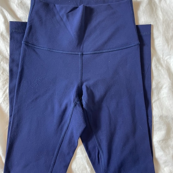 Lululemon purple wunder under leggings - Picture 2 of 3